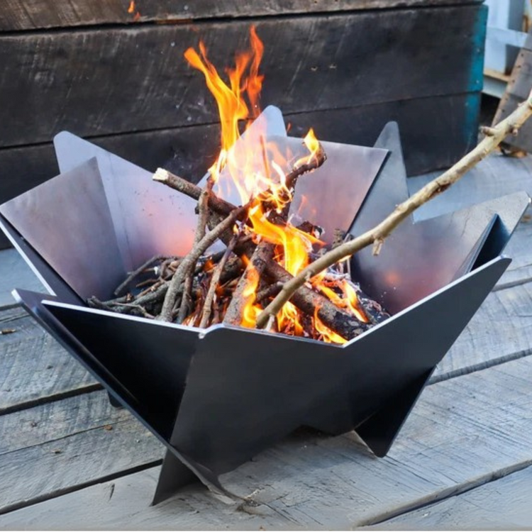 Metalinis-lauko-ugniakuras-CALM-Steelart
