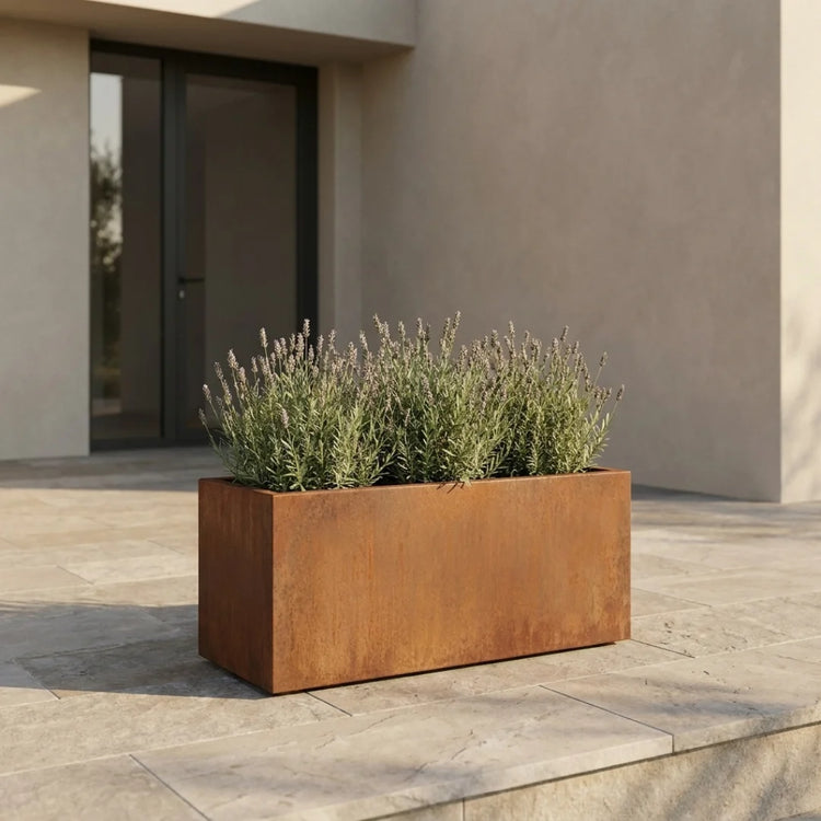 Steelart SLIM pailgas metalinis lauko vazonas natūralios plieno spalvos patio zonoje